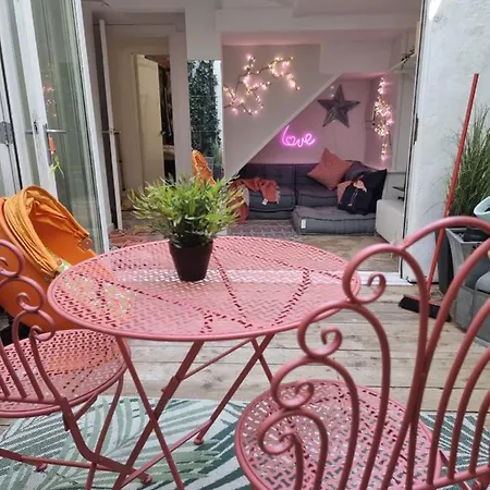 Quirky Seaside Family Cottage Walk To The Waves! Hove Exterior foto