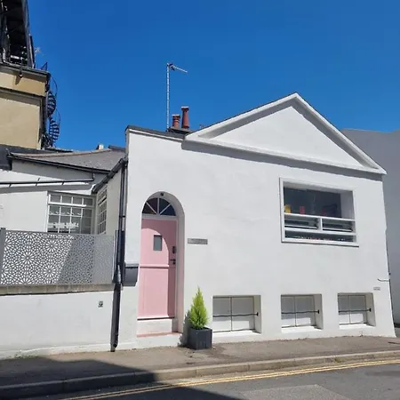 Quirky Seaside Family Cottage Walk To The Waves! Hove Exterior foto