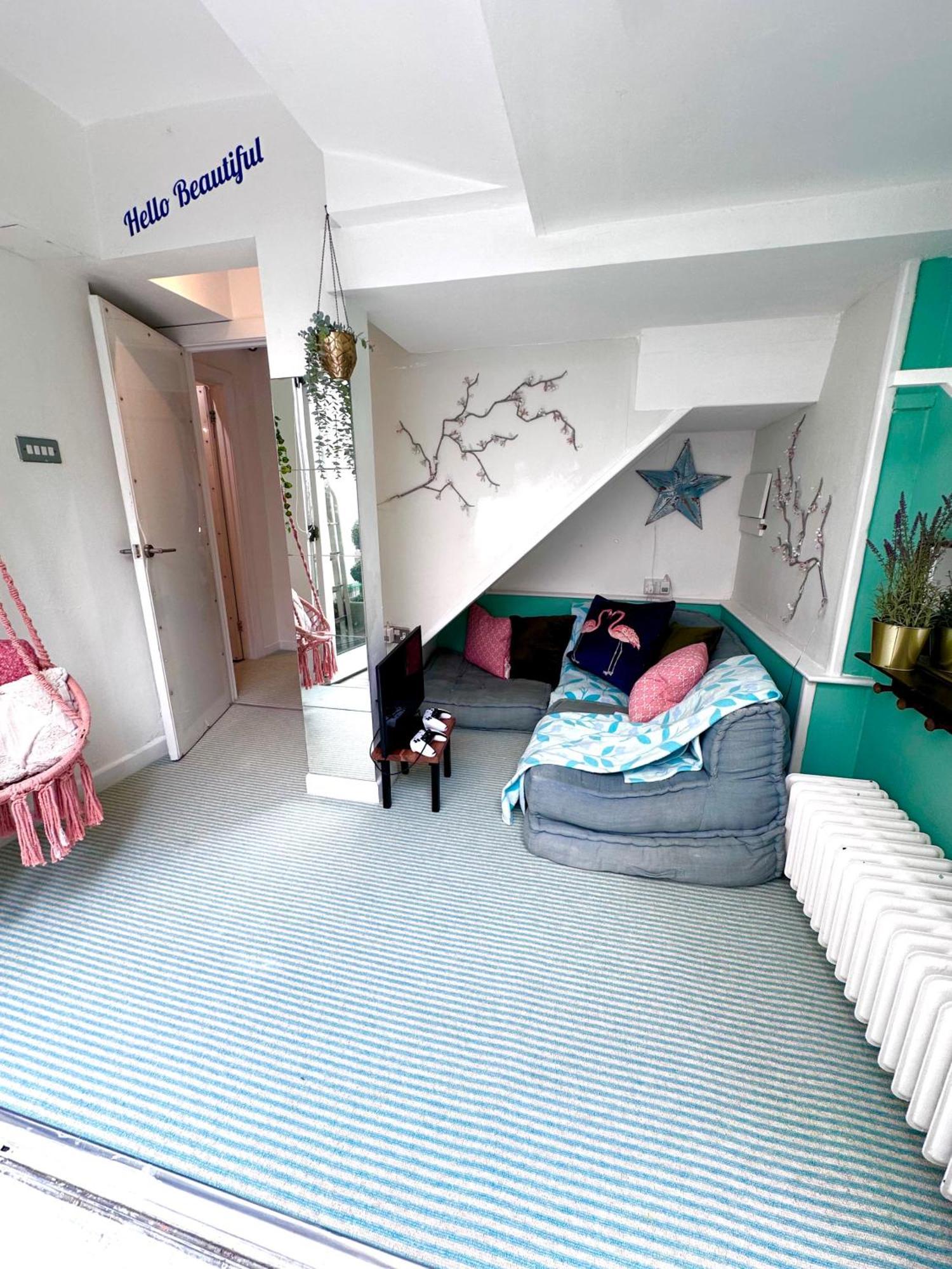 Quirky Seaside Family Walk To The Waves! Casa vacanze